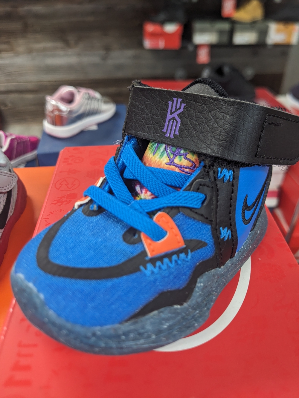 Nike Kyrie Infinity SE NWT (Toddler)